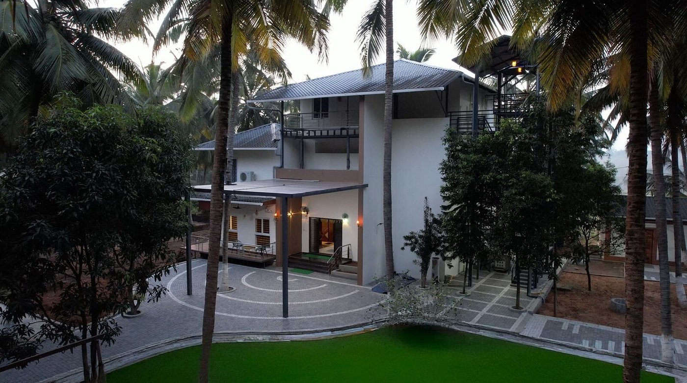 Best Resorts in Coimbatore: Enjoy Hill Views, Luxury and a Refreshing Poolside Stay